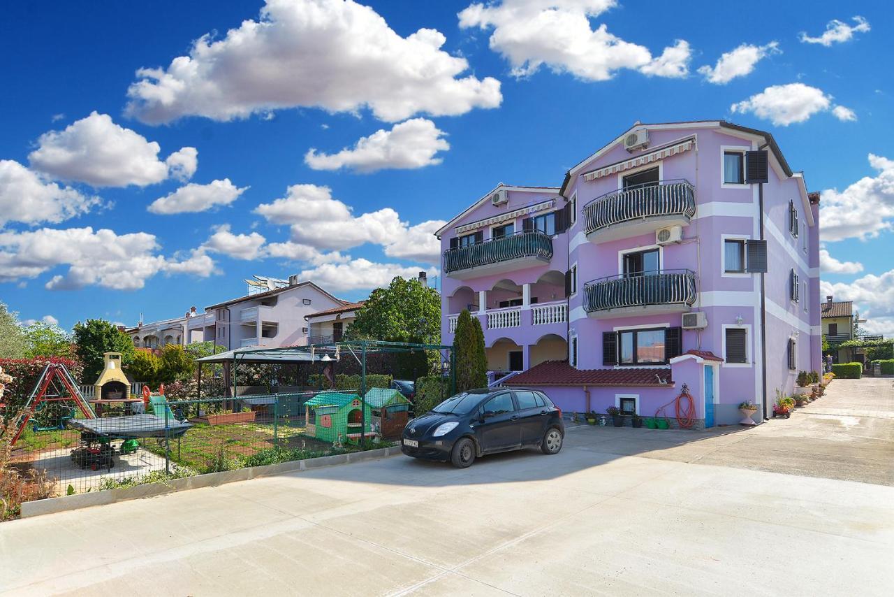 Apartments Anka 1223 Peroj Dış mekan fotoğraf