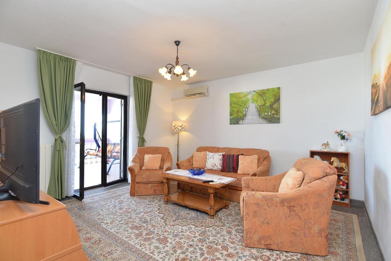 Apartments Anka 1223 Peroj Dış mekan fotoğraf