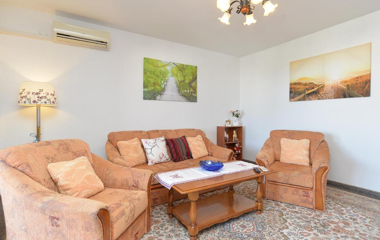 Apartments Anka 1223 Peroj Dış mekan fotoğraf
